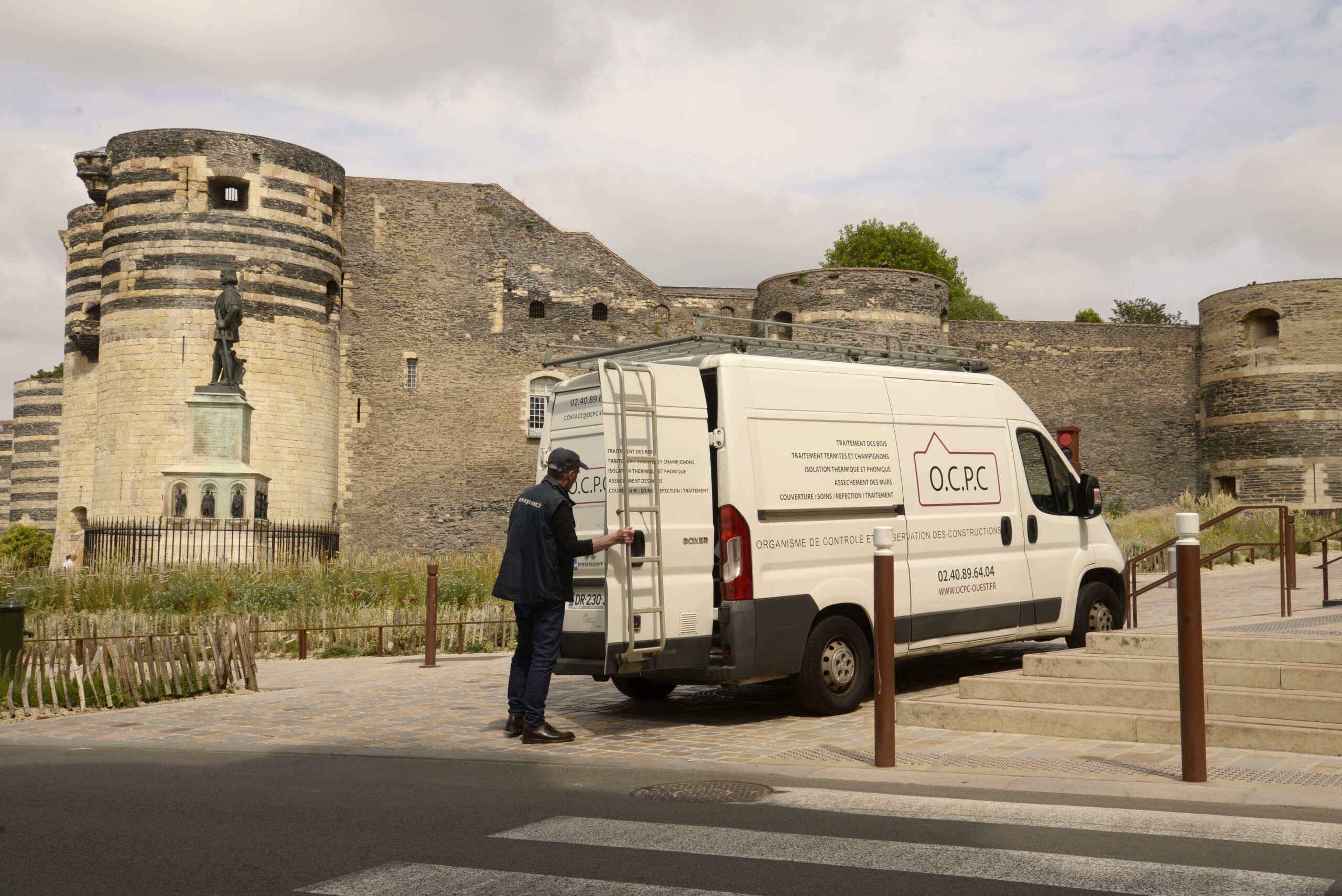 Traitement mérule bois à Angers avec OCPC Entreprise de traitement de la mérule à Angers - O.C.P.C